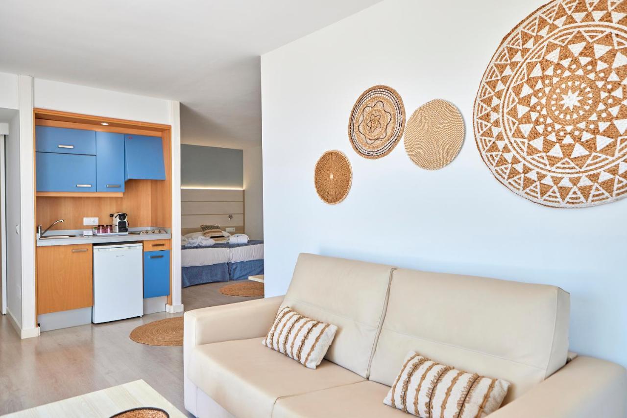 Tomir Portals Suites - Adults Only بورتالس نوس المظهر الخارجي الصورة