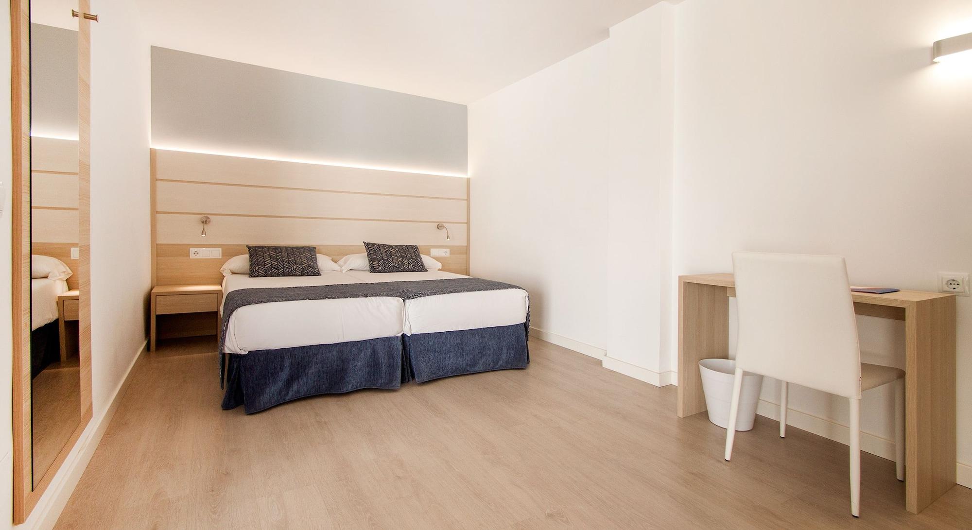 Tomir Portals Suites - Adults Only بورتالس نوس المظهر الخارجي الصورة